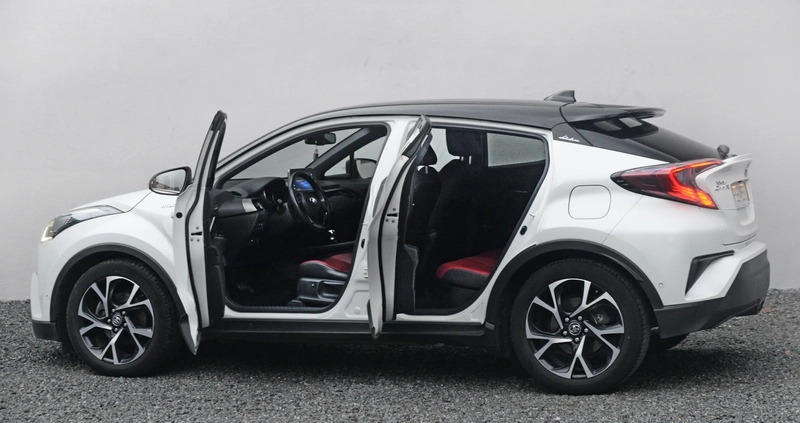 Toyota C-HR cena 92999 przebieg: 100000, rok produkcji 2019 z Jarocin małe 781